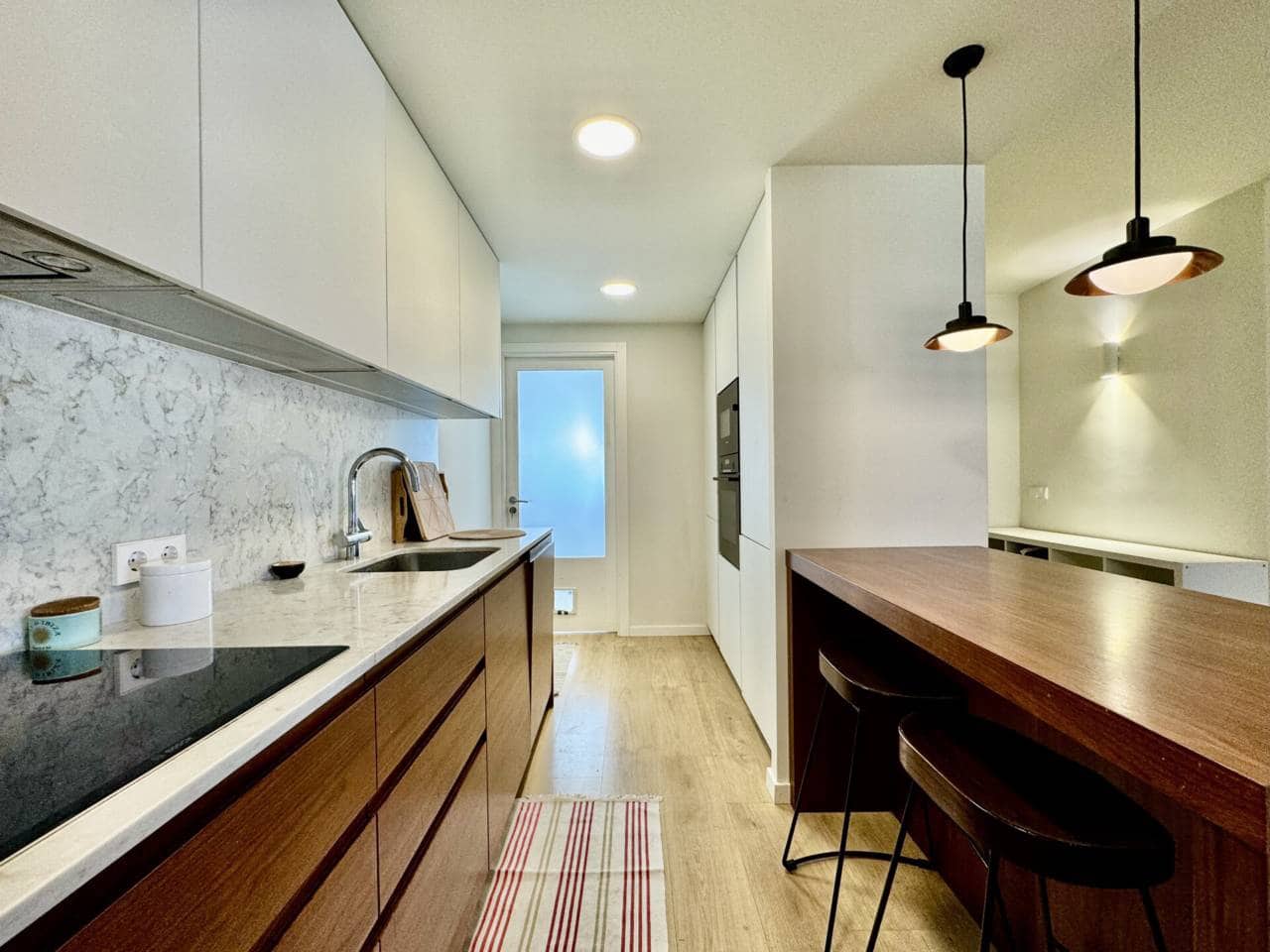 3 slaapkamer Flat te huur in Palma de Mallorca met garage - € 1.900 (Ref: 9508103)