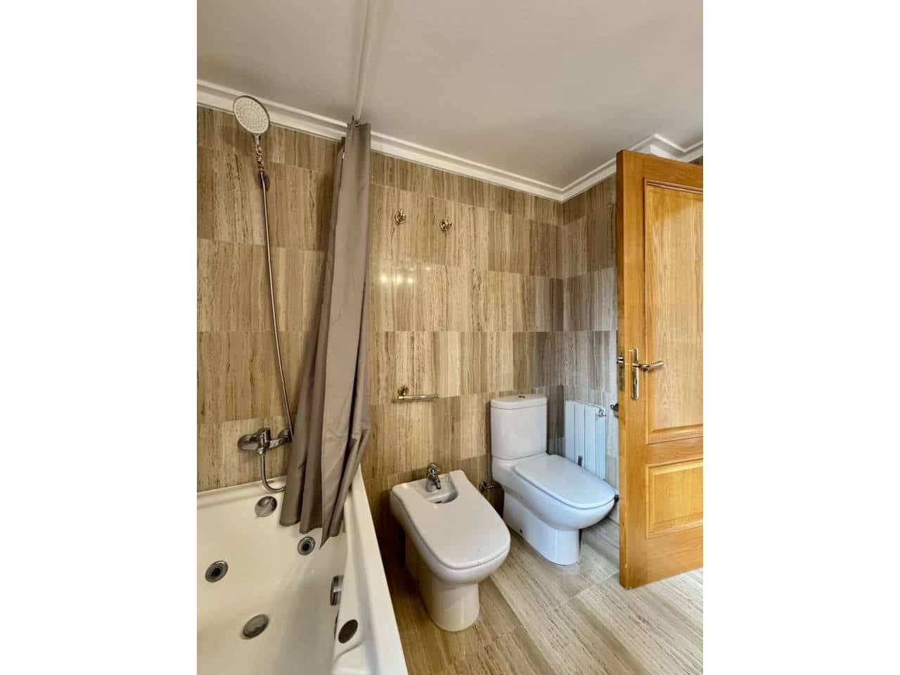 4 bedroom Flat for rent in Palma de Mallorca with pool garage - € 2,600 (Ref: 9511980)