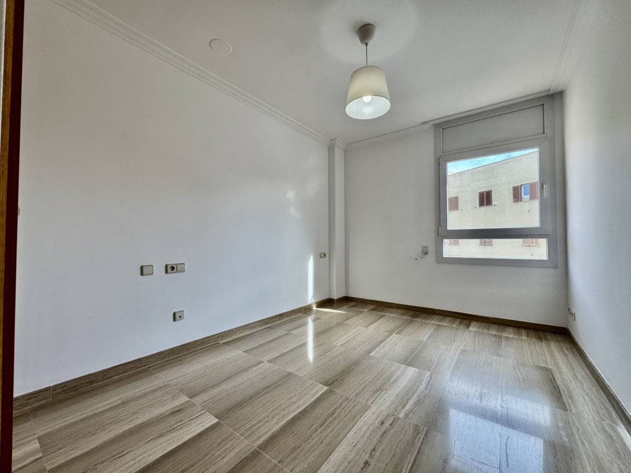 4 bedroom Flat for rent in Palma de Mallorca with pool garage - € 2,600 (Ref: 9511980)