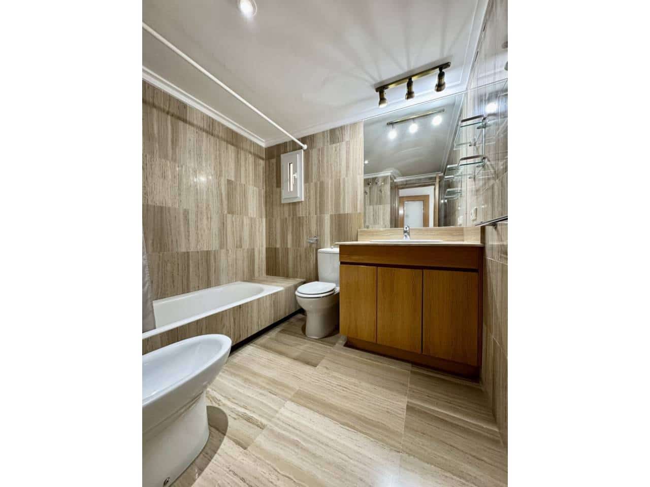 4 bedroom Flat for rent in Palma de Mallorca with pool garage - € 2,600 (Ref: 9511980)