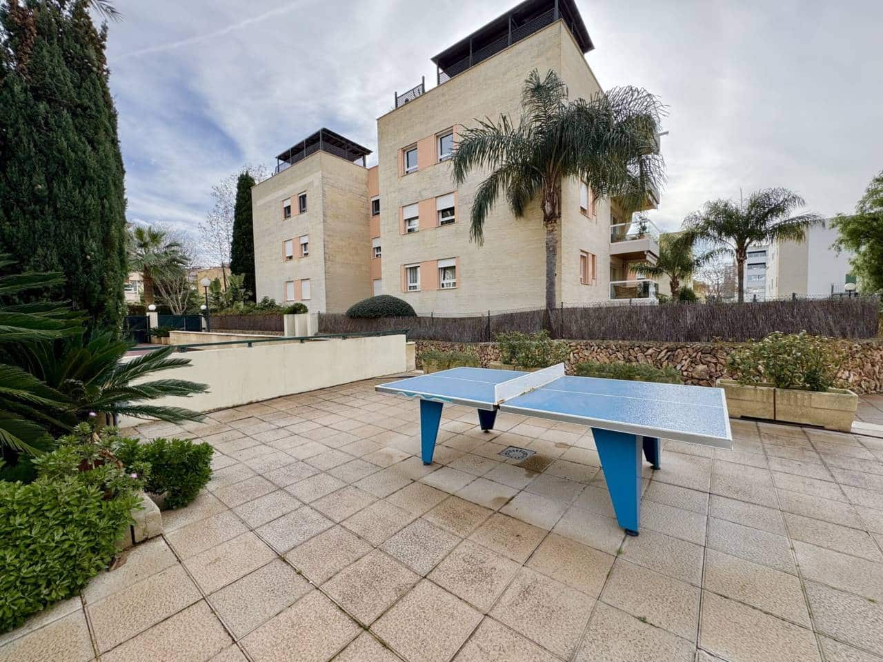 4 bedroom Flat for rent in Palma de Mallorca with pool garage - € 2,600 (Ref: 9511980)