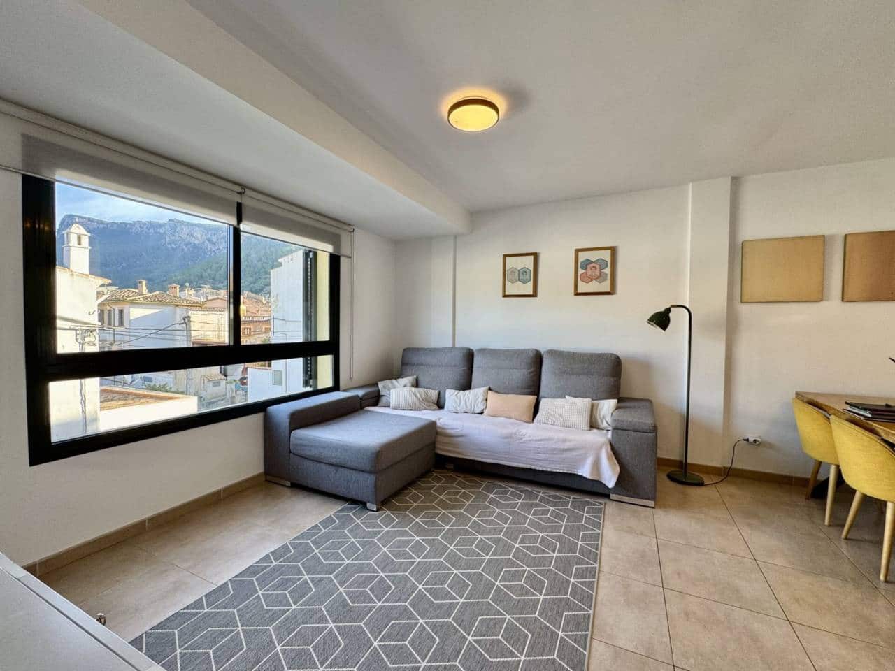 3 Zimmer Reihenhaus zu vermieten in Bunyola mit Garage - 2.000 € (Ref: 9518297)