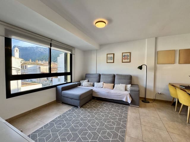 3 Zimmer Reihenhaus zu vermieten in Bunyola mit Garage - 2.000 € (Ref: 9518297)