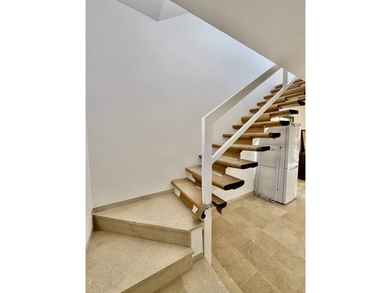 2 makuuhuone Rivitalo vuokrattavana paikassa Es Camp De Mar / El Camp De Mar mukana uima-altaan - 2 200 € (Ref: 9533049)