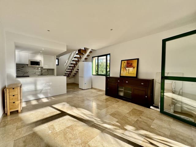 2 makuuhuone Rivitalo vuokrattavana paikassa Es Camp De Mar / El Camp De Mar, Andratx mukana uima-altaan - 2 200 € (Ref: 9533049)