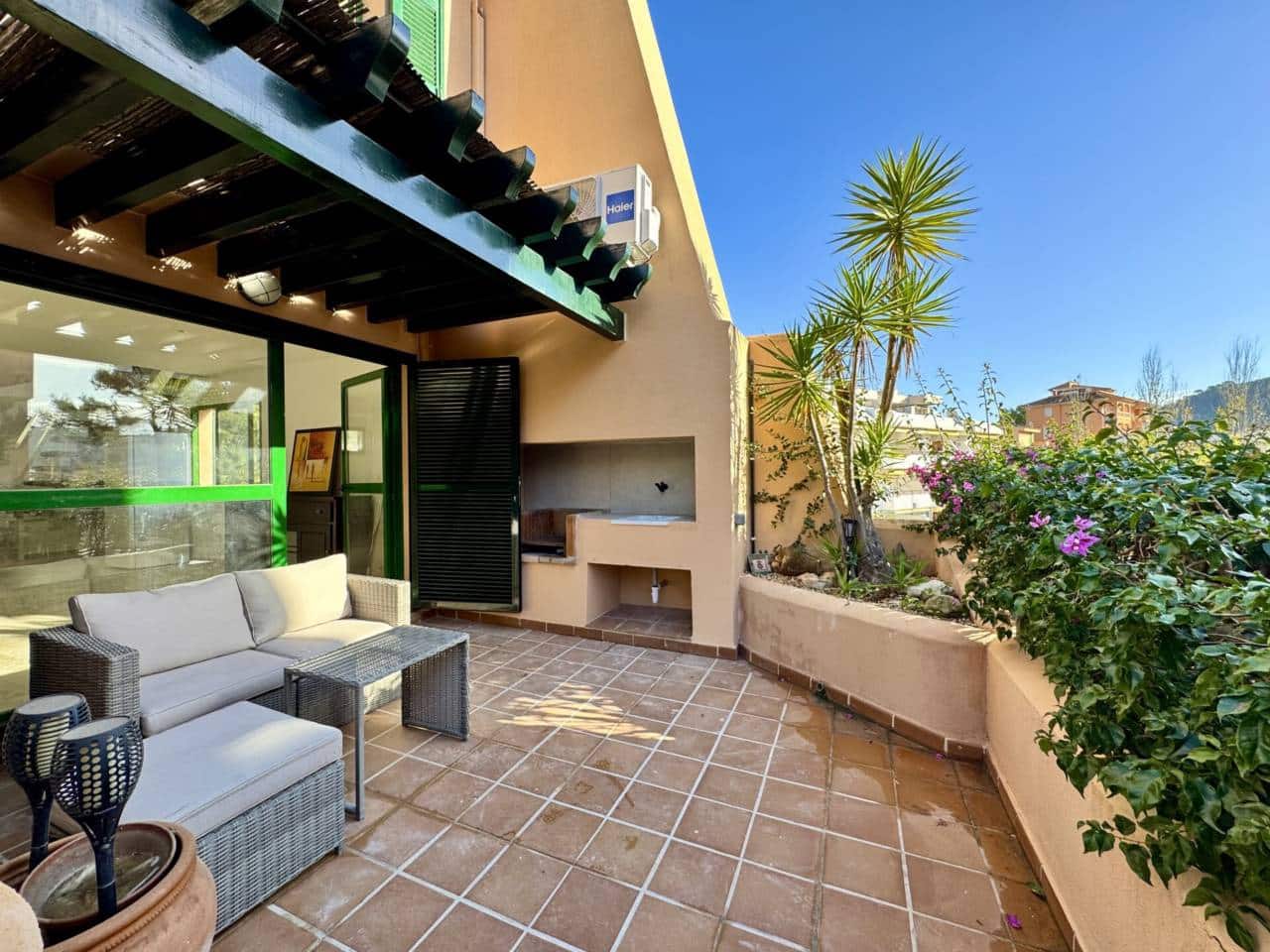 2 makuuhuone Rivitalo vuokrattavana paikassa Es Camp De Mar / El Camp De Mar mukana uima-altaan - 2 200 € (Ref: 9533049)