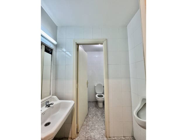 3 soverom Kommersiell til leie i Palma de Mallorca - € 1 500 (Ref: 9542872)