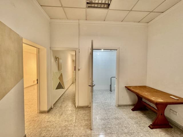 3 soverom Kommersiell til leie i Palma de Mallorca - € 1 500 (Ref: 9542872)