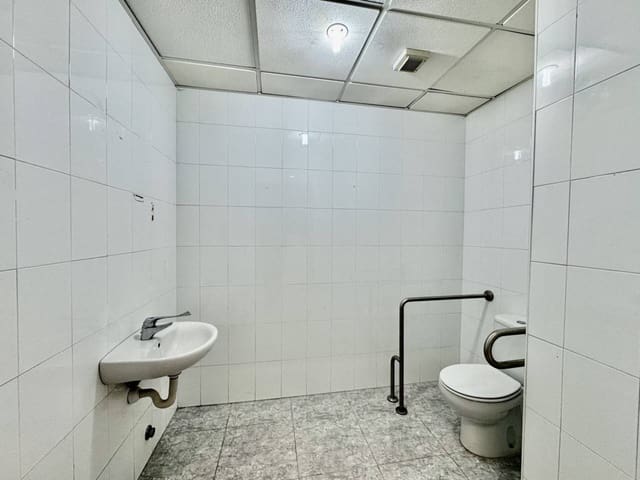 3 soverom Kommersiell til leie i Palma de Mallorca - € 1 500 (Ref: 9542872)