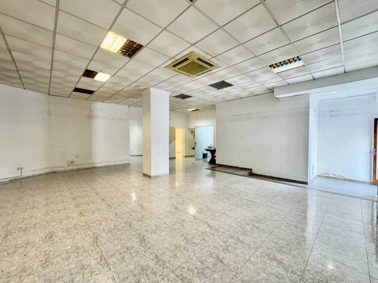 3 soveværelse Erhverv til leje i Palma de Mallorca - € 1.500 (Ref: 9542872)