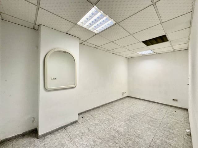 3 soverom Kommersiell til leie i Palma de Mallorca - € 1 500 (Ref: 9542872)