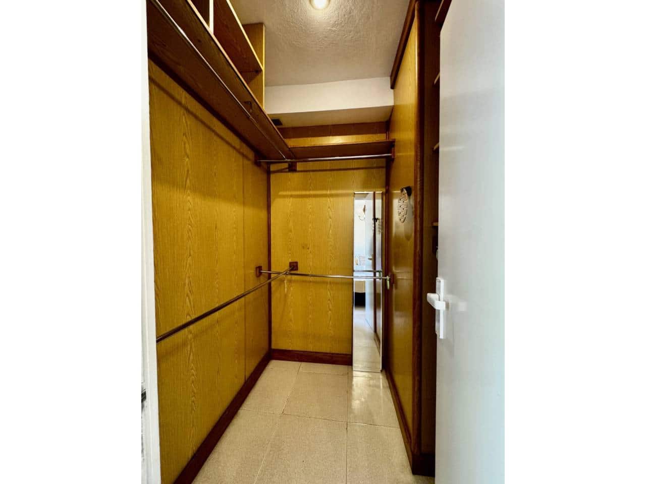 4 sypialnia Mieszkanie do wynajęcia w Calvia z basenem garażem - 2 700 € (Ref: 9570370)