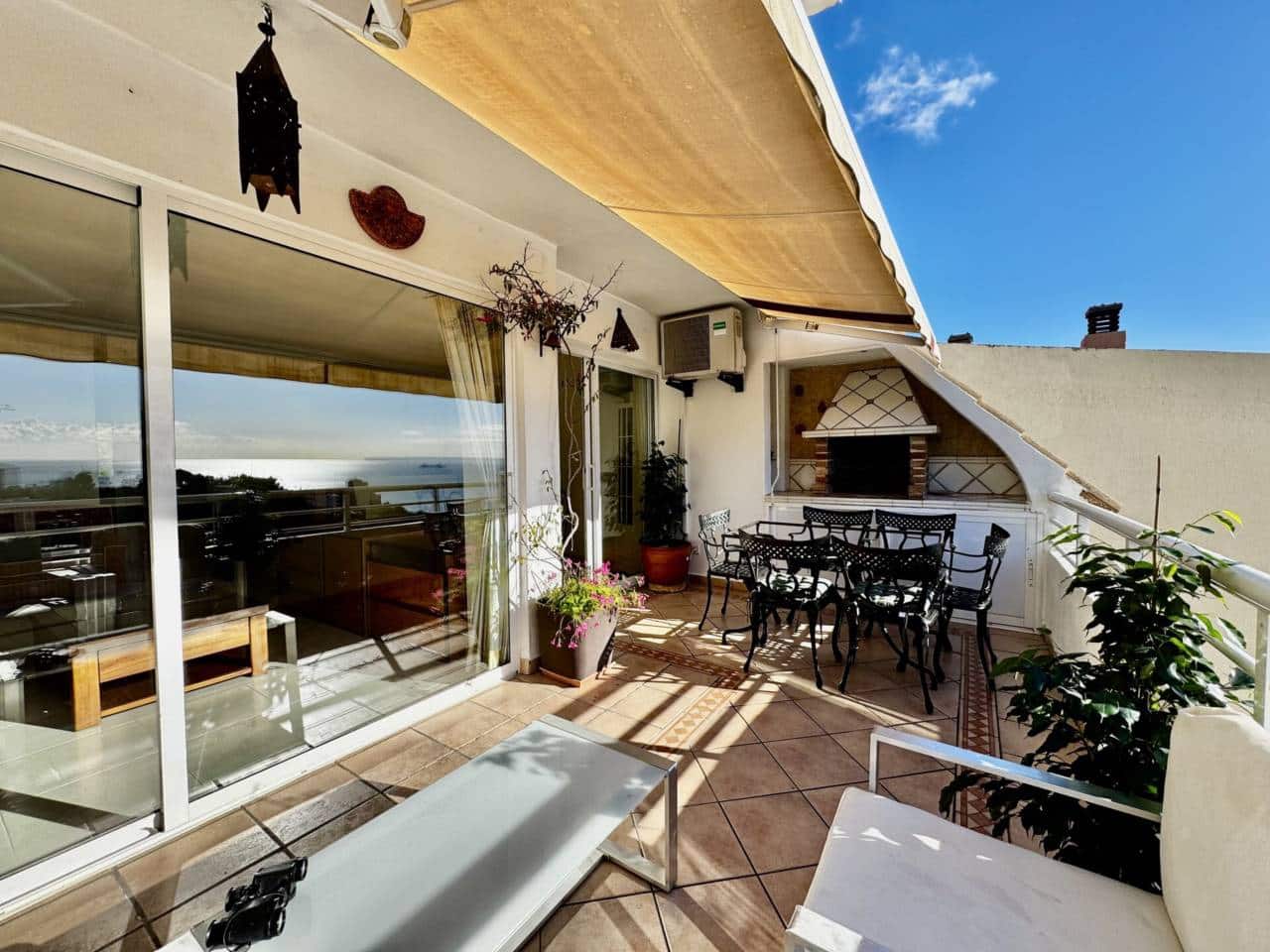 4 sypialnia Mieszkanie do wynajęcia w Calvia z basenem garażem - 2 700 € (Ref: 9570370)