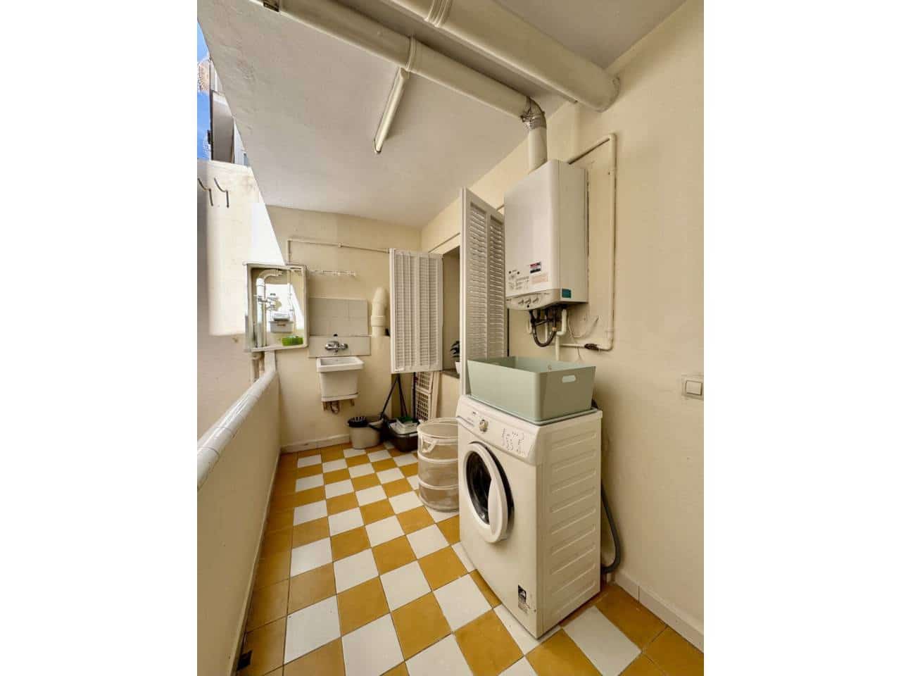 3 slaapkamer Penthouse te huur in Palma de Mallorca met garage - € 2.800 (Ref: 9607057)