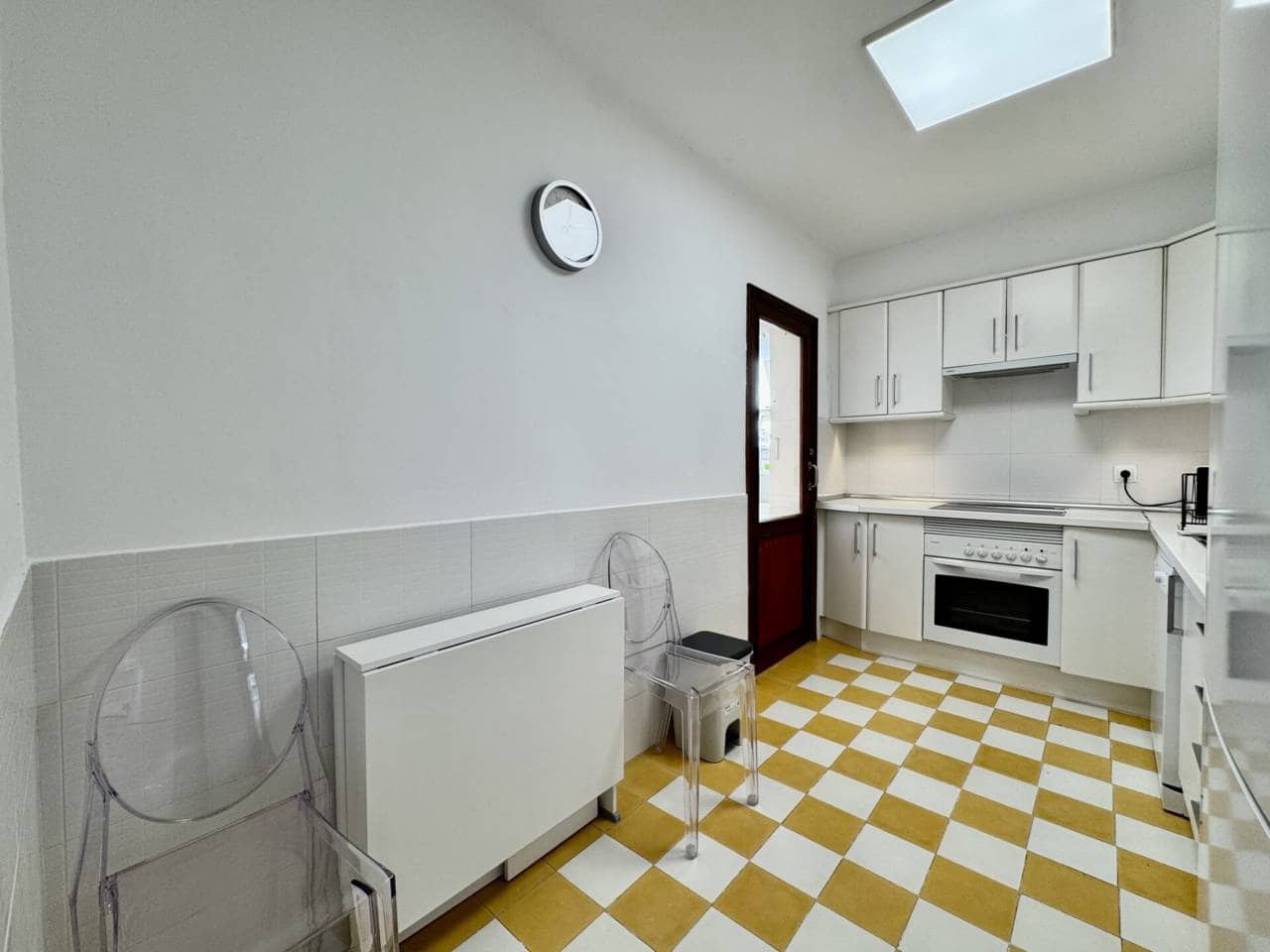 3 slaapkamer Penthouse te huur in Palma de Mallorca met garage - € 2.800 (Ref: 9607057)