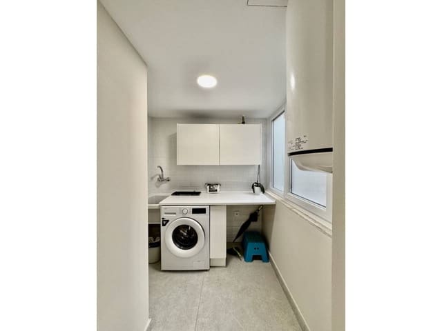 3 soverom Leilighet til leie i Palma de Mallorca - € 2 200 (Ref: 9629569)