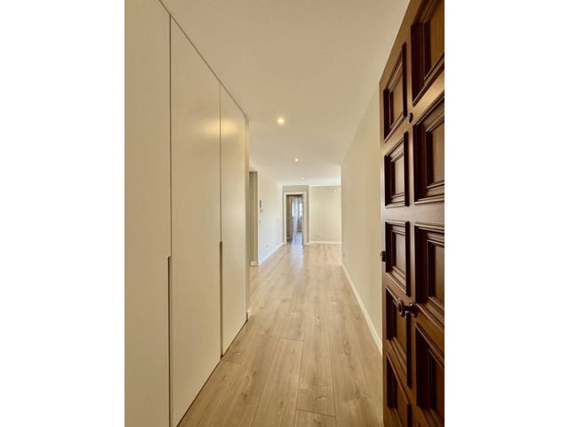 3 soverom Leilighet til leie i Palma de Mallorca - € 2 200 (Ref: 9629569)