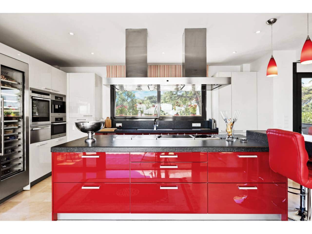 6 slaapkamer Villa te koop in Ojen met zwembad garage - € 2.100.000 (Ref: 9646770)