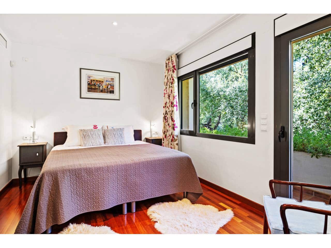 6 slaapkamer Villa te koop in Ojen met zwembad garage - € 2.100.000 (Ref: 9646770)