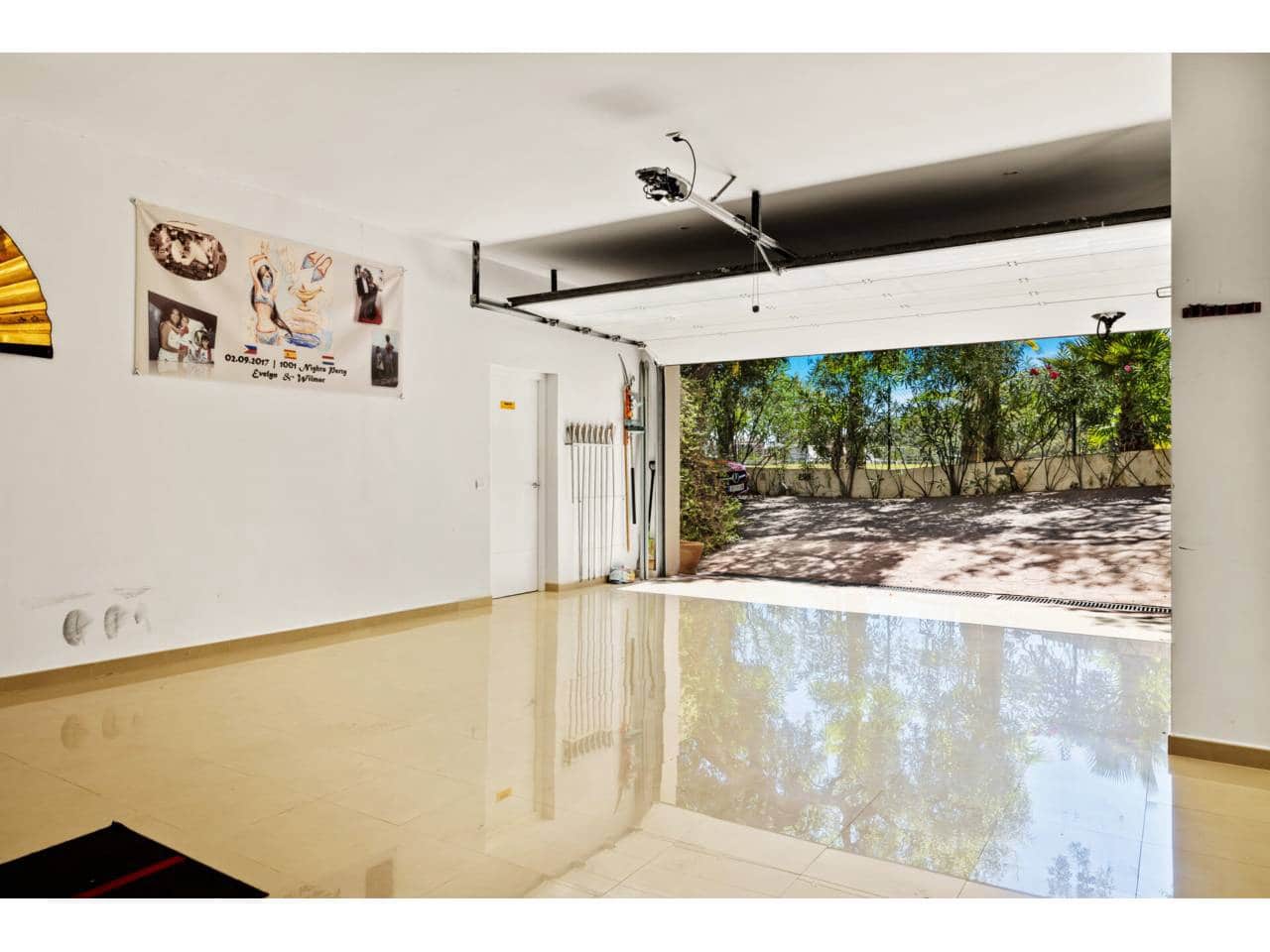 6 slaapkamer Villa te koop in Ojen met zwembad garage - € 2.100.000 (Ref: 9646770)