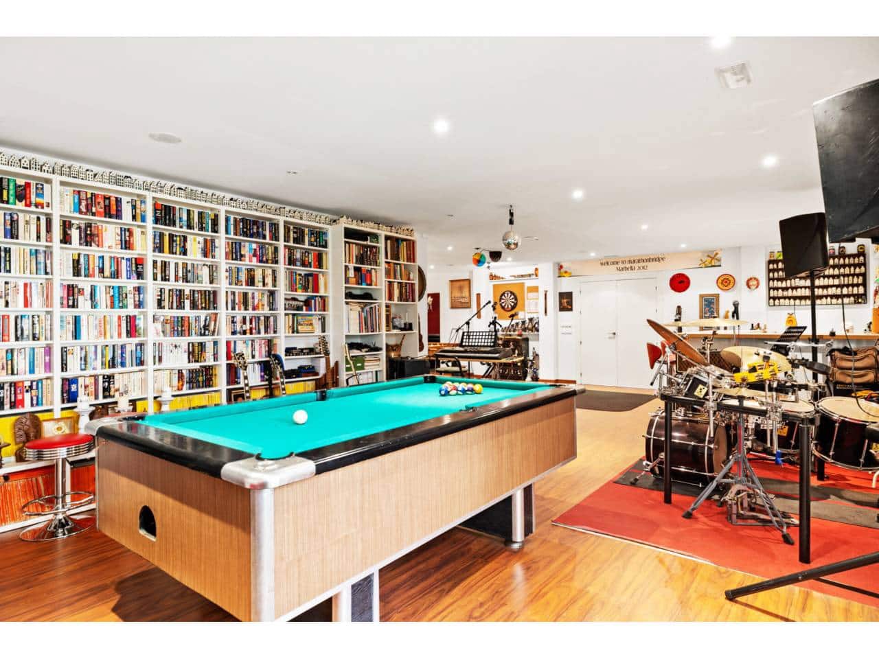 6 slaapkamer Villa te koop in Ojen met zwembad garage - € 2.100.000 (Ref: 9646770)