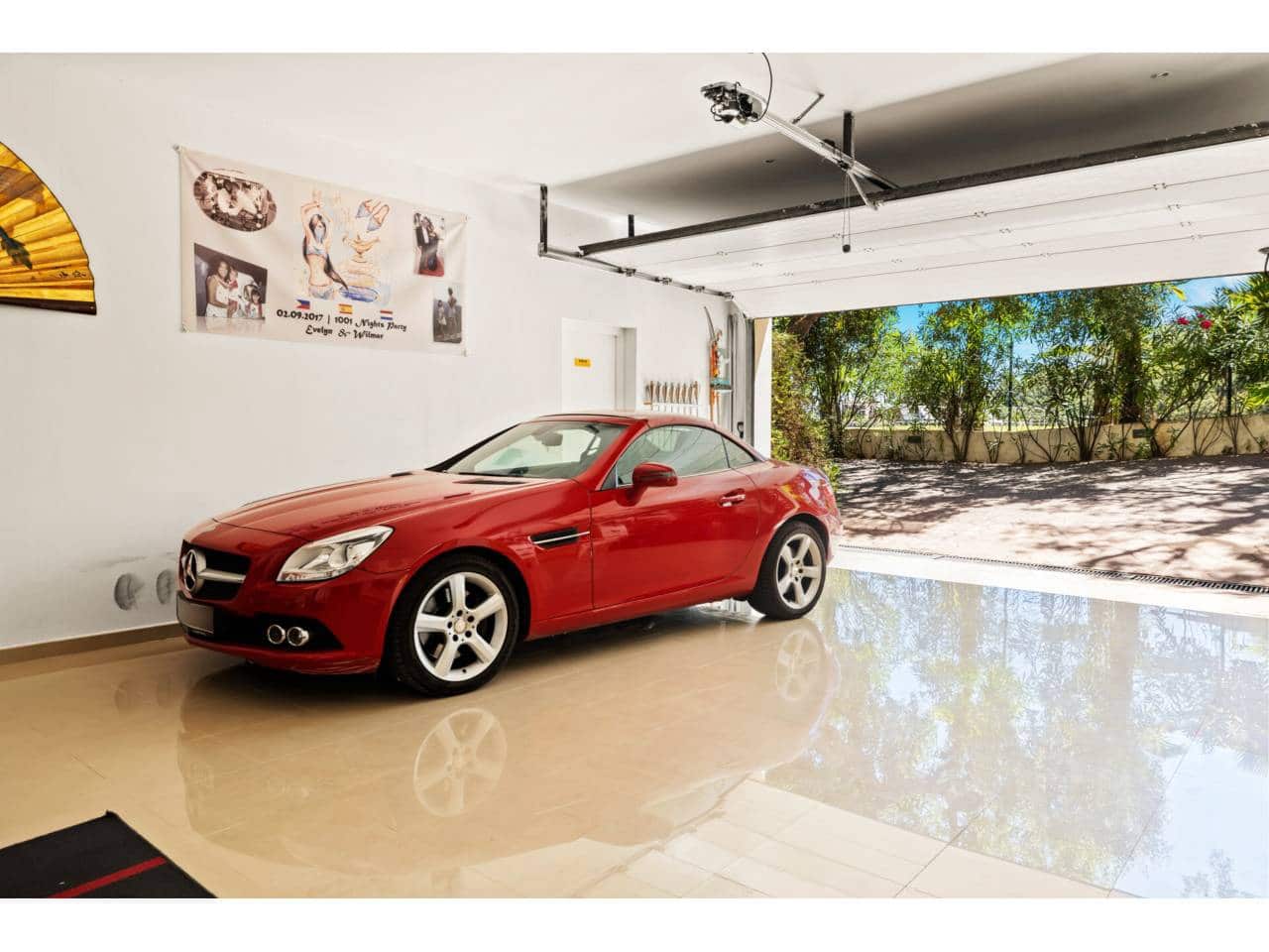 6 slaapkamer Villa te koop in Ojen met zwembad garage - € 2.100.000 (Ref: 9646770)