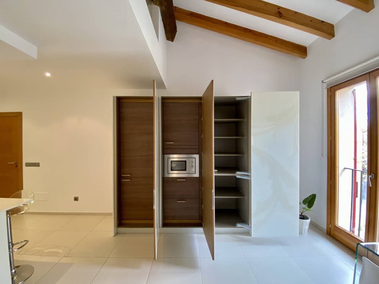 2 soveværelse Lejlighed til leje i Palma de Mallorca - € 1.600 (Ref: 9758320)