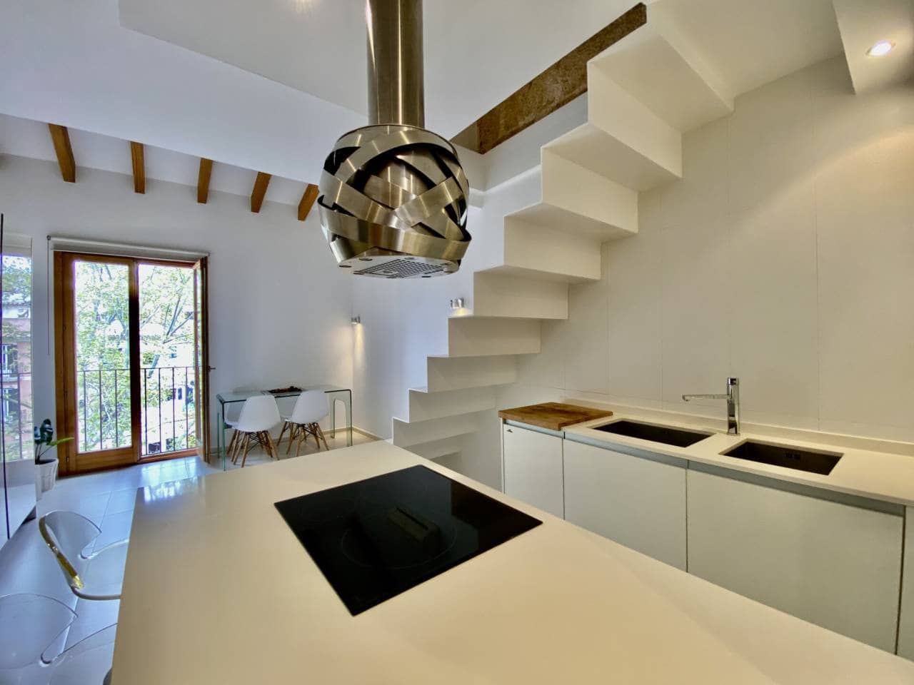 2 soveværelse Lejlighed til leje i Palma de Mallorca - € 1.600 (Ref: 9758320)