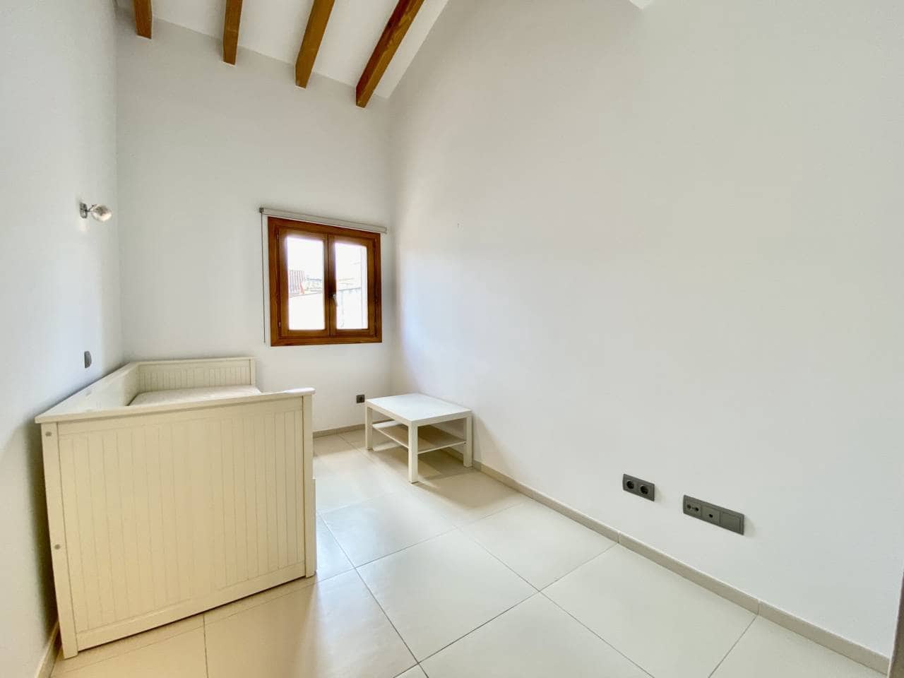 2 soveværelse Lejlighed til leje i Palma de Mallorca - € 1.600 (Ref: 9758320)