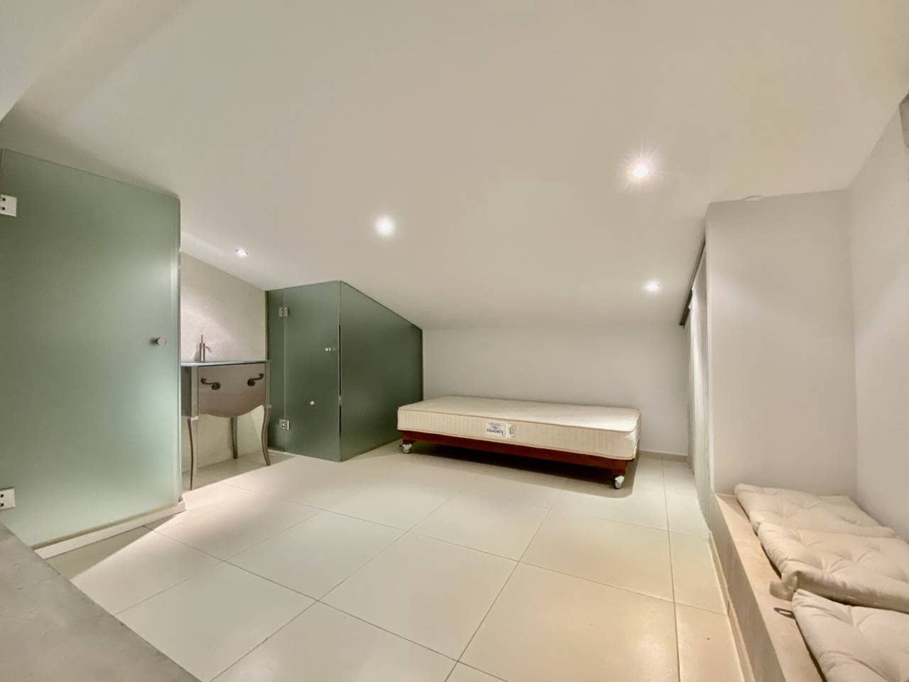 2 soveværelse Lejlighed til leje i Palma de Mallorca - € 1.600 (Ref: 9758320)