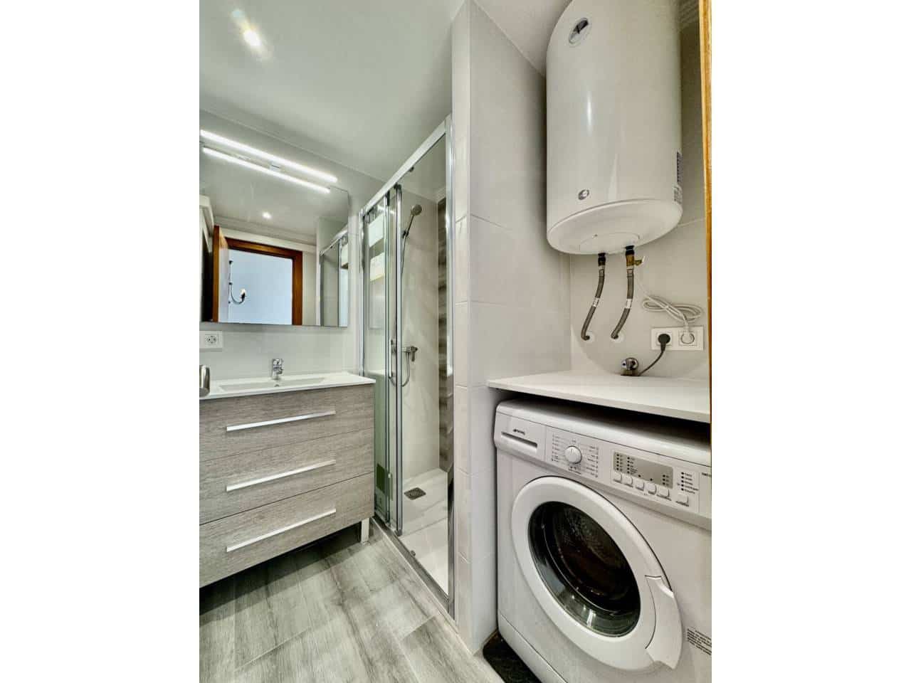 1 slaapkamer Penthouse te huur in Palma de Mallorca - € 1.300 (Ref: 9790040)