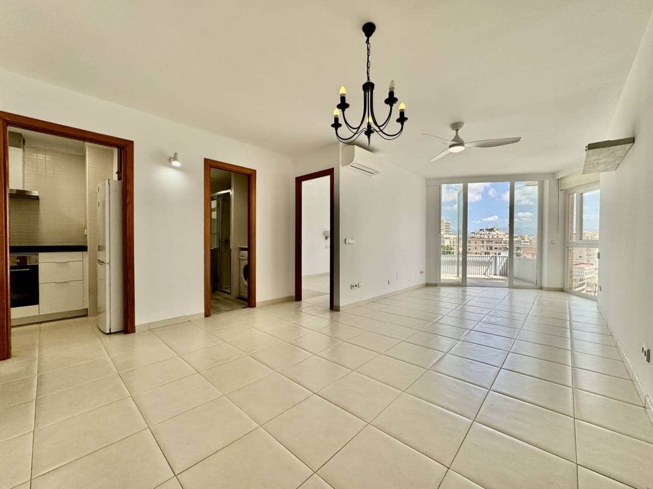 1 slaapkamer Penthouse te huur in Palma de Mallorca - € 1.300 (Ref: 9790040)