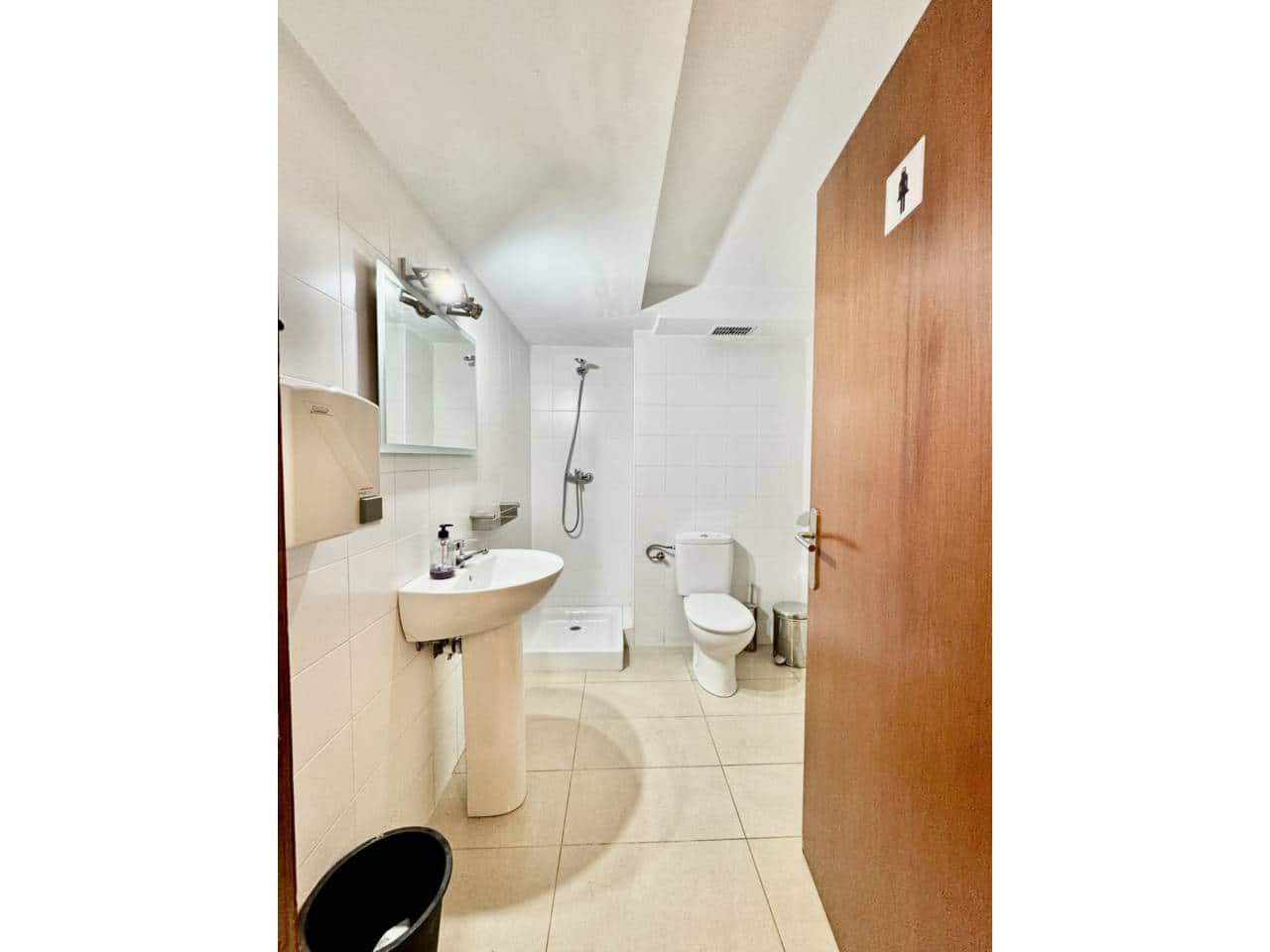 Toimisto vuokrattavana paikassa Palma de Mallorca - 1 900 € (Ref: 9795938)