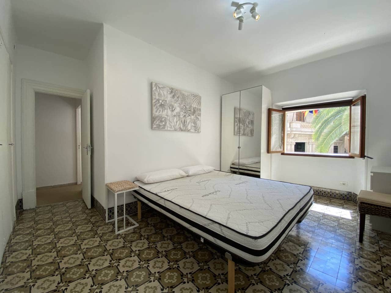 3 soveværelse Lejlighed til leje i Palma de Mallorca med garage - € 2.050 (Ref: 9805913)