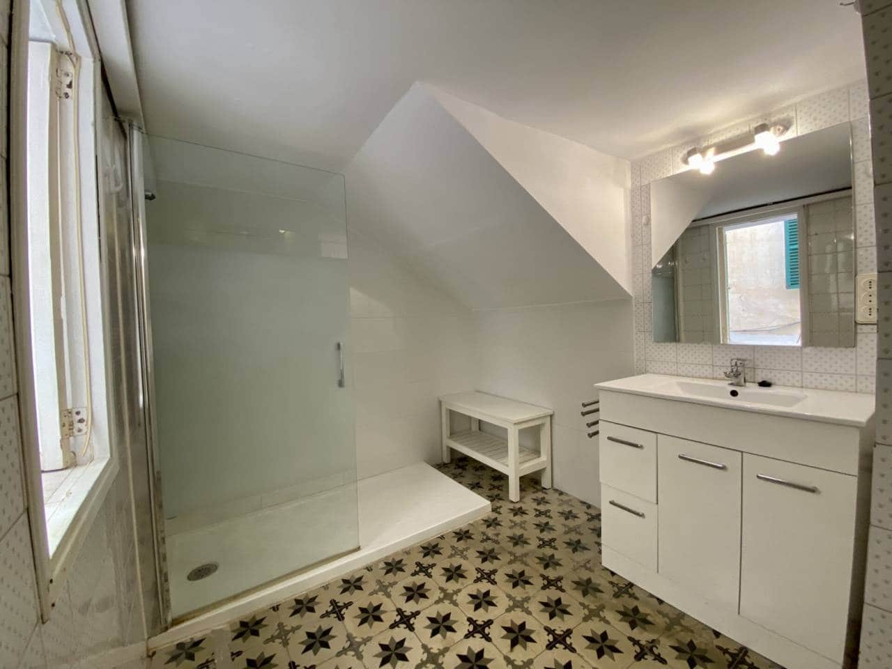 3 soveværelse Lejlighed til leje i Palma de Mallorca med garage - € 2.050 (Ref: 9805913)