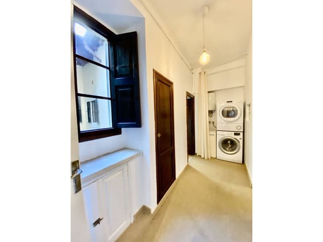 3 soveværelse Lejlighed til leje i Palma de Mallorca med garage - € 2.050 (Ref: 9805913)