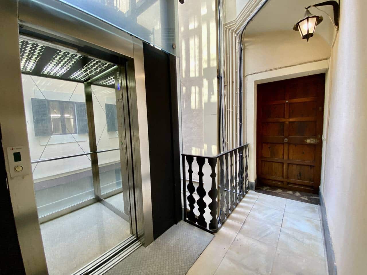 3 soveværelse Lejlighed til leje i Palma de Mallorca med garage - € 2.050 (Ref: 9805913)