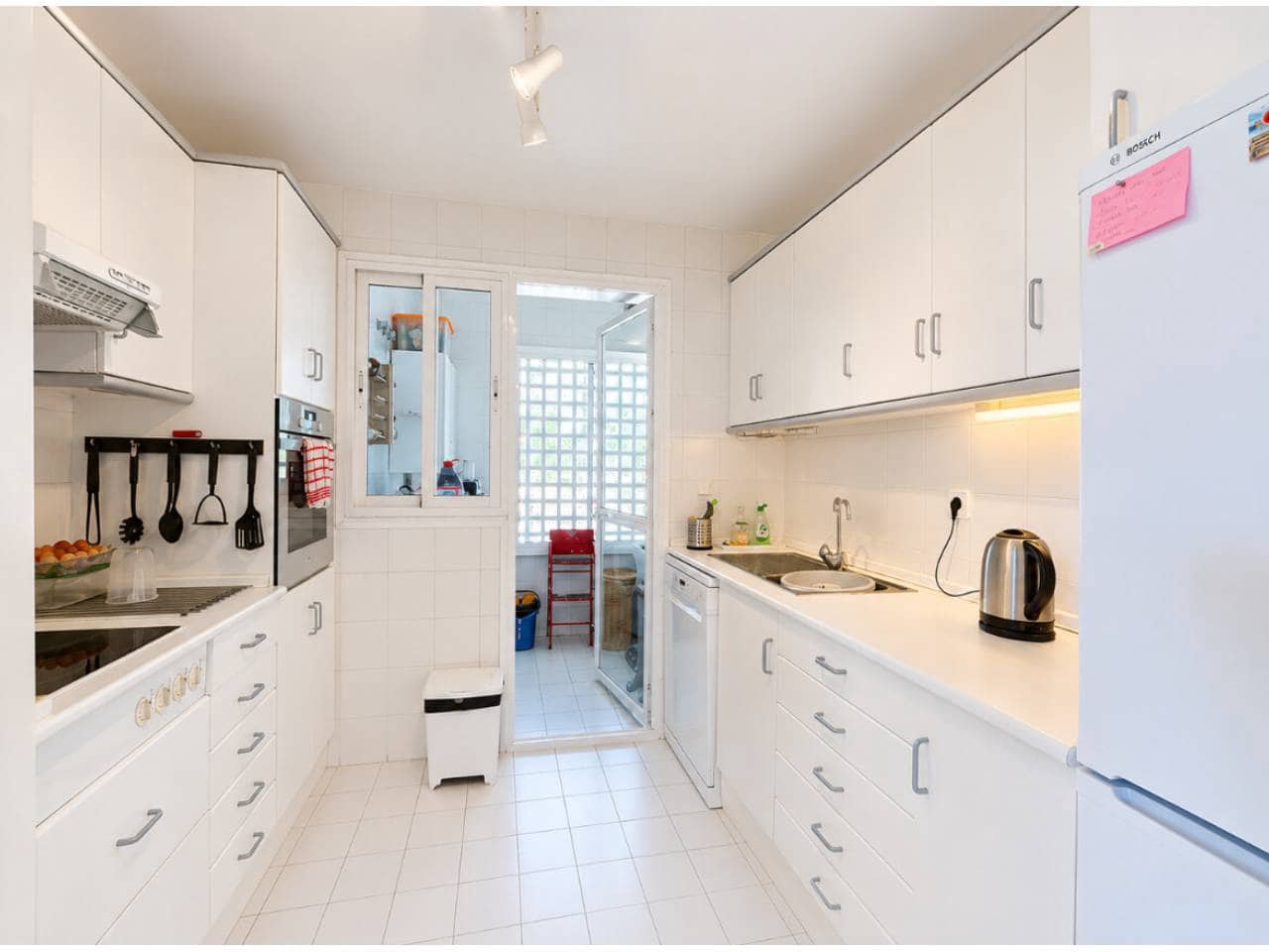 2 Zimmer Apartment zu verkaufen in Ojen mit Pool Garage - 450.000 € (Ref: 9824564)