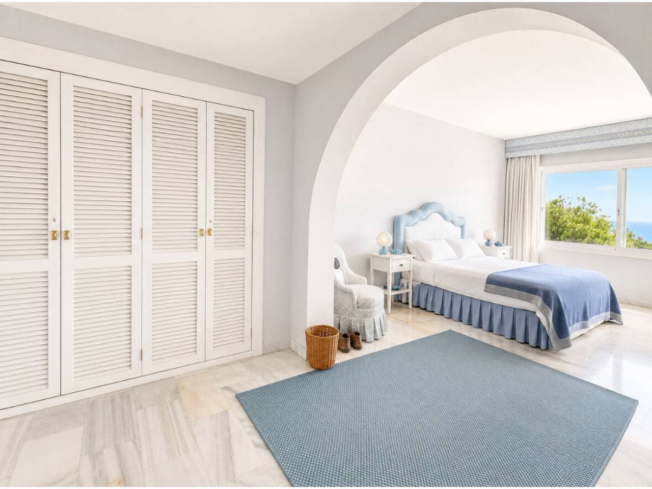 2 Zimmer Apartment zu verkaufen in Ojen mit Pool Garage - 450.000 € (Ref: 9824564)
