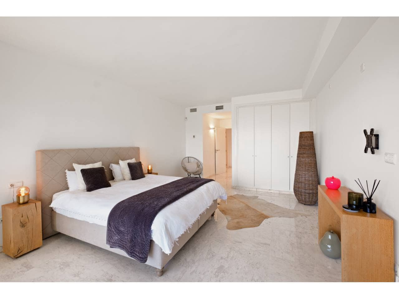 2 soveværelse Loft til salg i Ojen med swimmingpool garage - € 520.000 (Ref: 9840021)