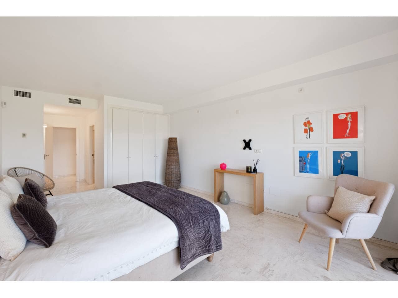 2 soveværelse Loft til salg i Ojen med swimmingpool garage - € 520.000 (Ref: 9840021)