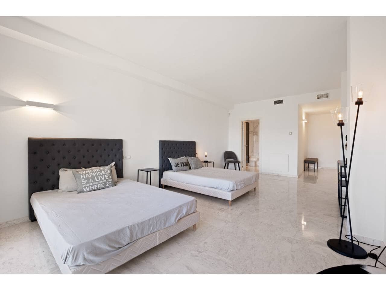 2 soveværelse Loft til salg i Ojen med swimmingpool garage - € 520.000 (Ref: 9840021)
