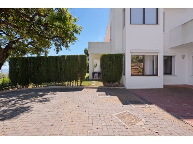 2 soveværelse Loft til salg i Ojen med swimmingpool garage - € 520.000 (Ref: 9840021)