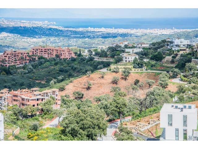 Byggegrund til salg i Elviria, Marbella - € 2.355.000 (Ref: 9844712)