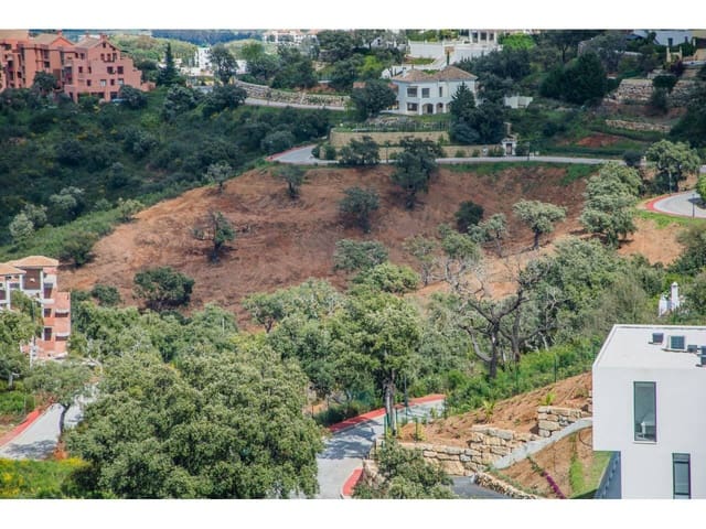 Byggegrund til salg i Elviria, Marbella - € 2.355.000 (Ref: 9844712)