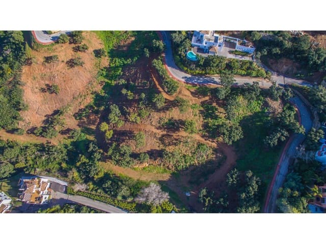 Byggegrund til salg i Elviria, Marbella - € 2.355.000 (Ref: 9844712)