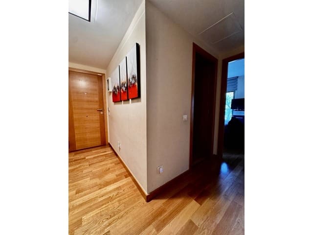 2 bedroom Flat for rent in Palma de Mallorca with pool garage - € 2,200 (Ref: 9854747)