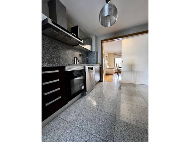 2 bedroom Flat for rent in Palma de Mallorca with pool garage - € 2,200 (Ref: 9854747)