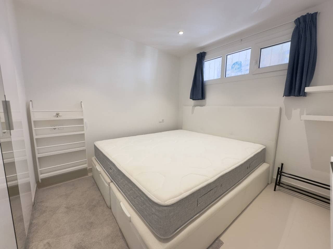 Appartement de 2 chambres à louer à Calvia - 2 800 € (Ref: 9900019)