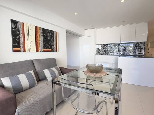 Appartement de 2 chambres à louer à Calvià - 2 800 € (Ref: 9900019)